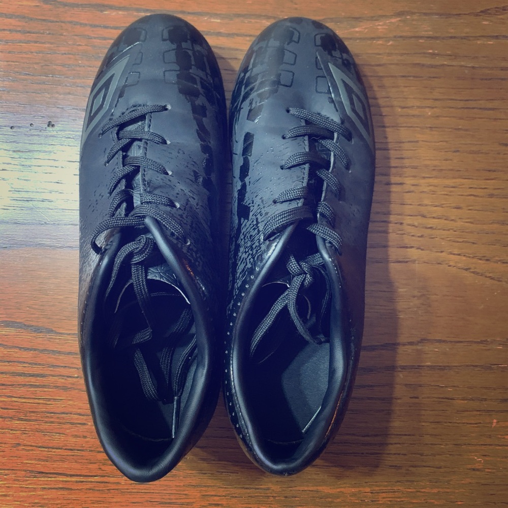 Boys Size 3 and 4 Cleats